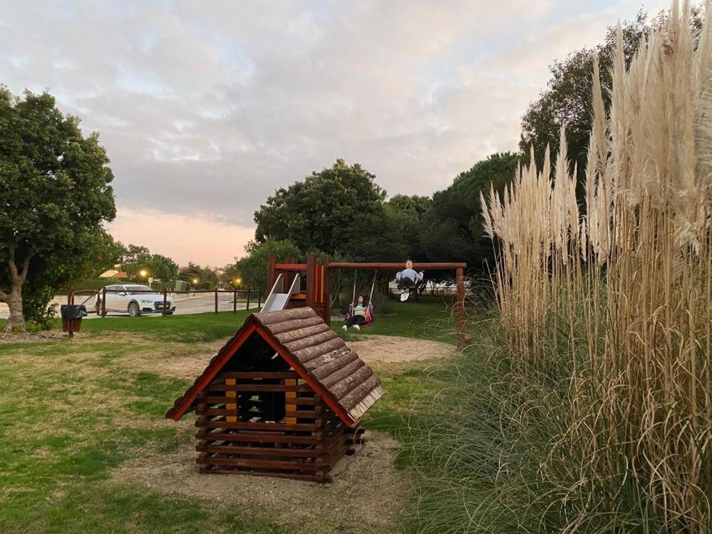 Golf & Praia Del Rey - Obidos -6 Hospedes エクステリア 写真